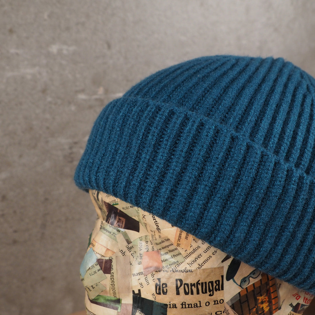 Gorro de Pescador Azul-Petróleo