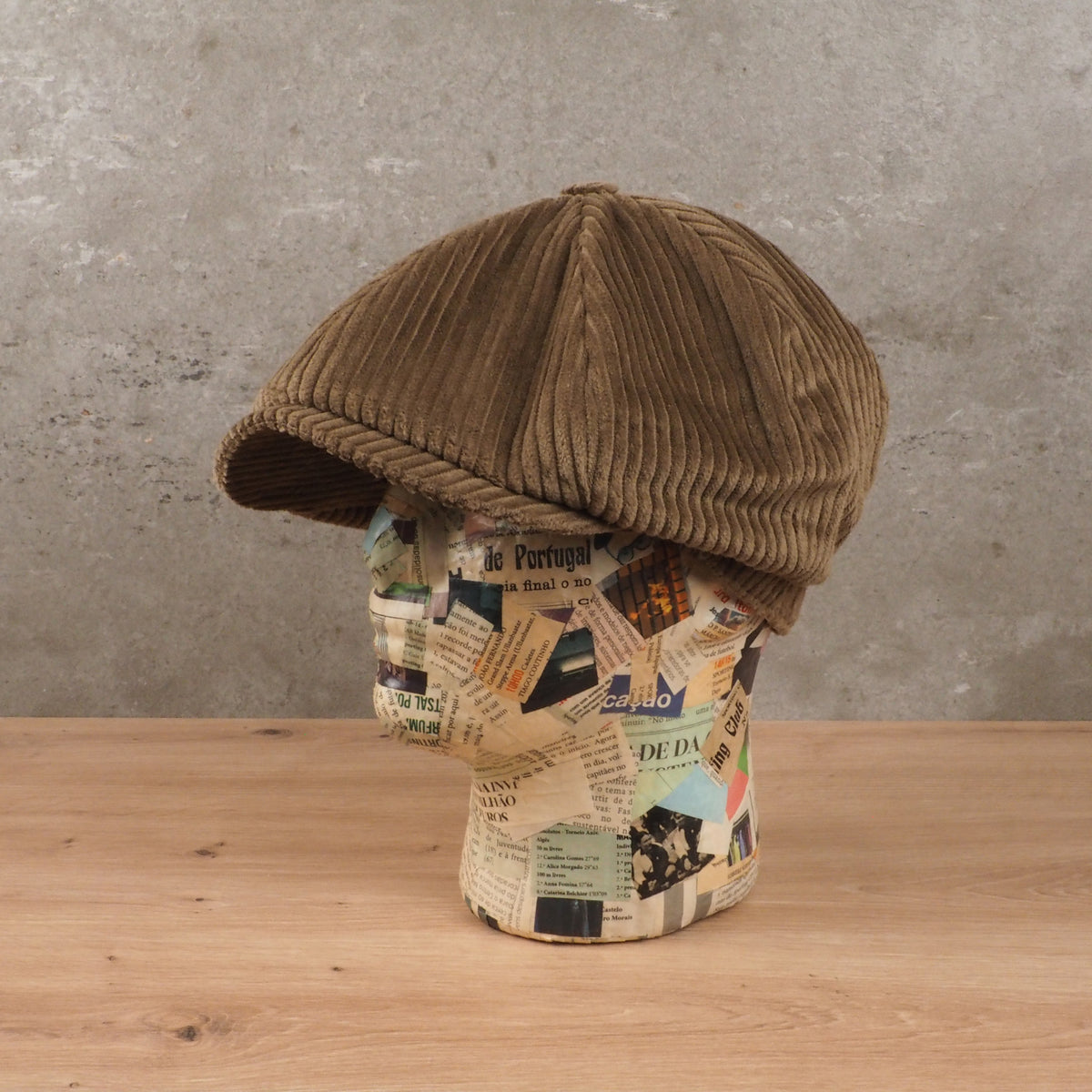 Boina Newsboy Bombazine Camel 