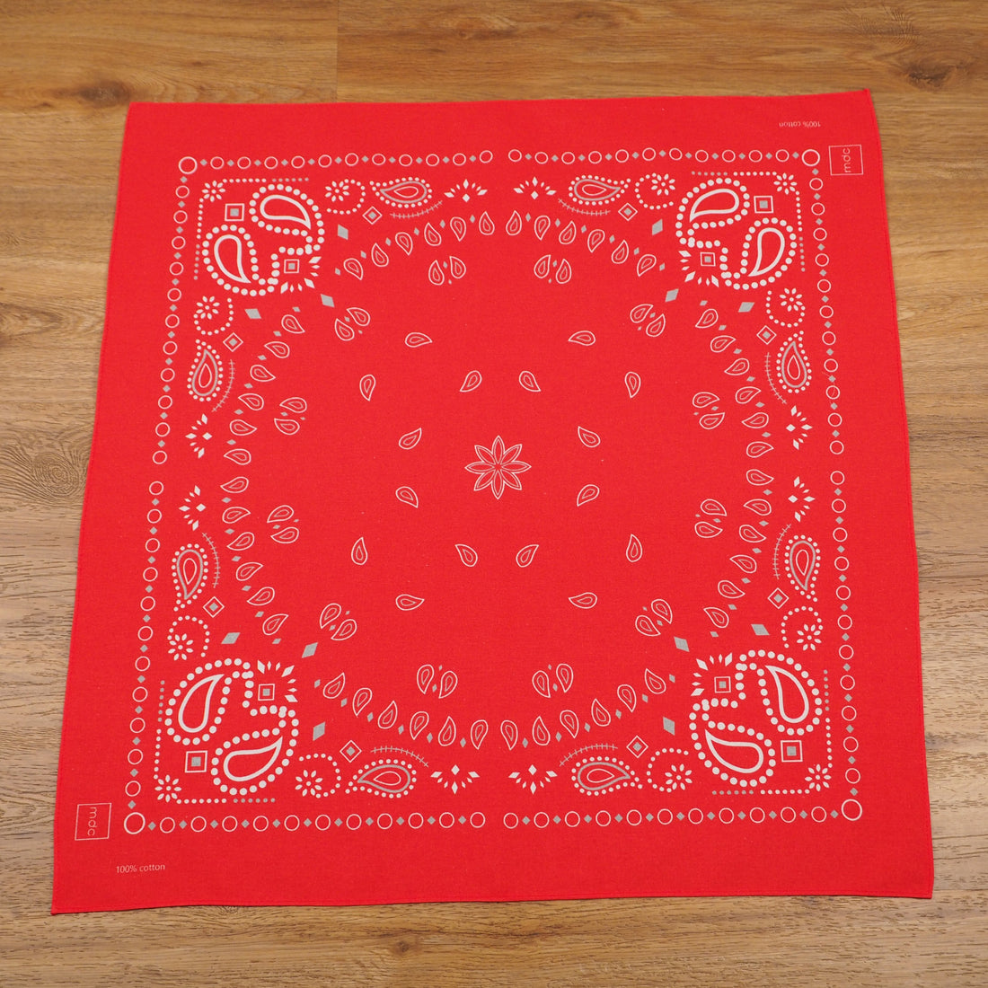 Bandana Vermelha Fiery