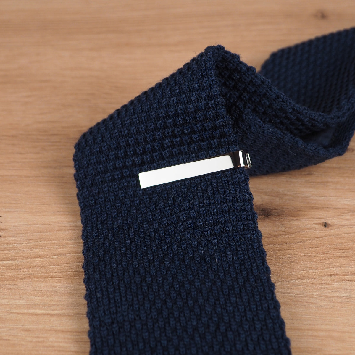 Pinch Clasp Silver Tie Bar