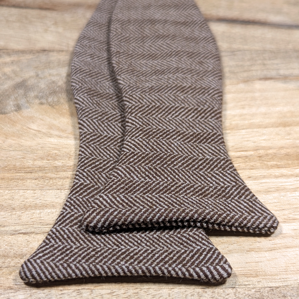 Herringbone (brown)