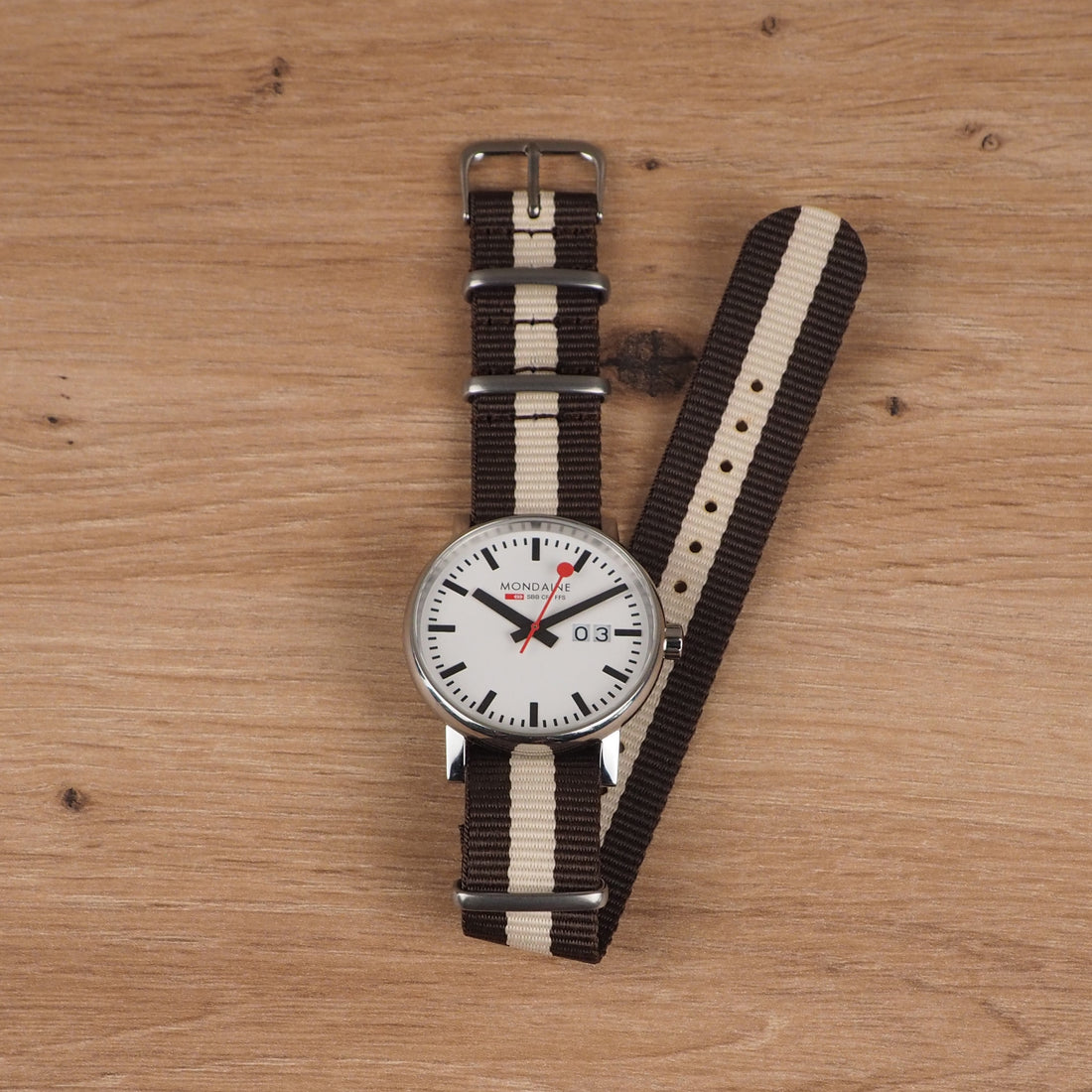 Bracelete NATO Castanho Escuro e Bege 