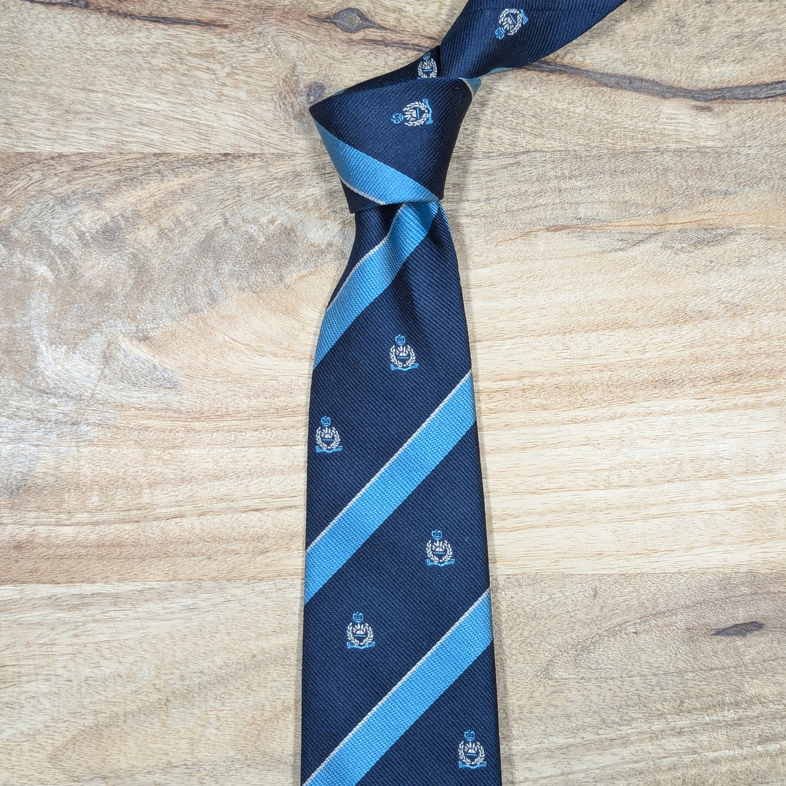 Preppy Com Brasão (azul)