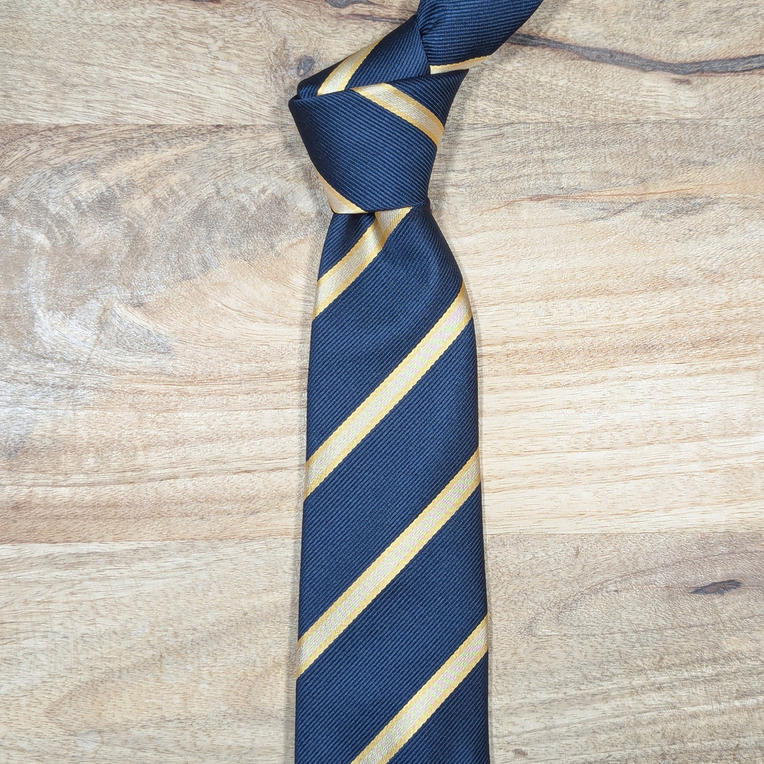 Regimental Preppy (Azul-Marinho e Dourado)